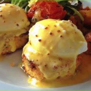 Crab Cake Benedict
