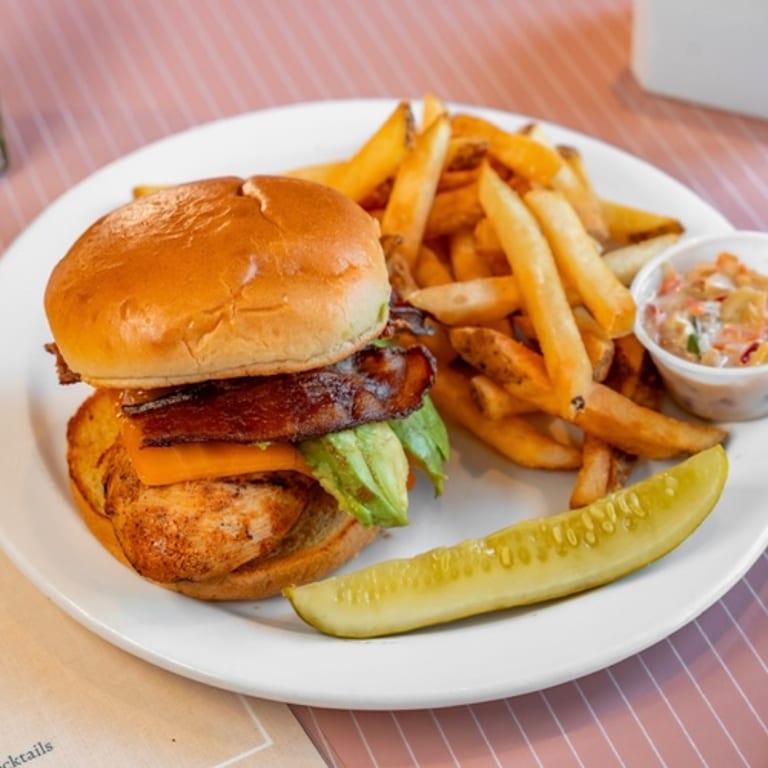 Delicious Grilled Chicken Sandwich