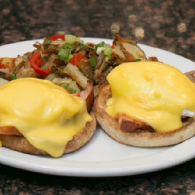 Eggs Benedict with Ham.