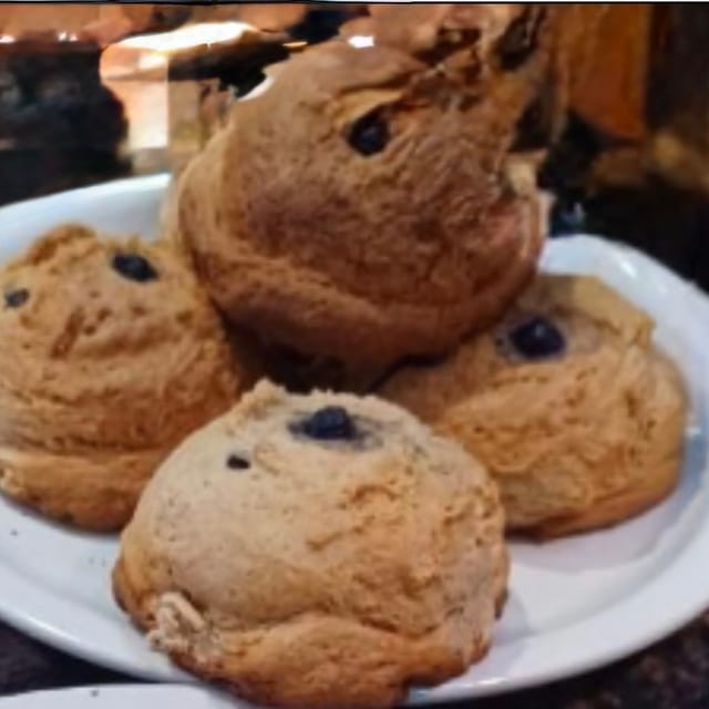 Four Breakfast Club Scones.