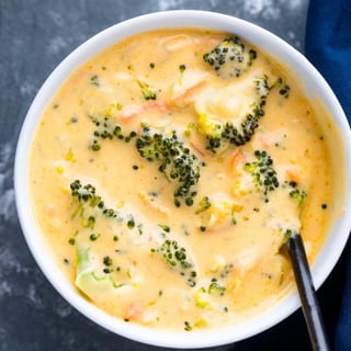 Broccoli Cheddar  Soup, Bowl