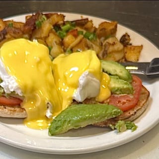 California Benedict with Bacon & Avocado